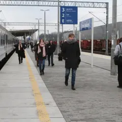 Jak dojechać na dworzec Łódź Widzew - uniknij kłopotów w podróży