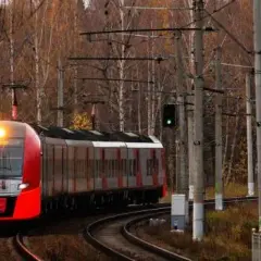 Jak zostać maszynistą pociągu? Odkryj wymagania i szkolenie krok po kroku