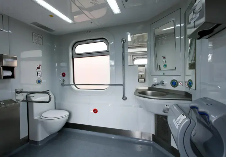 Gdzie są toalety w Intercity? Sprawdź, gdzie je znajdziesz na trasie