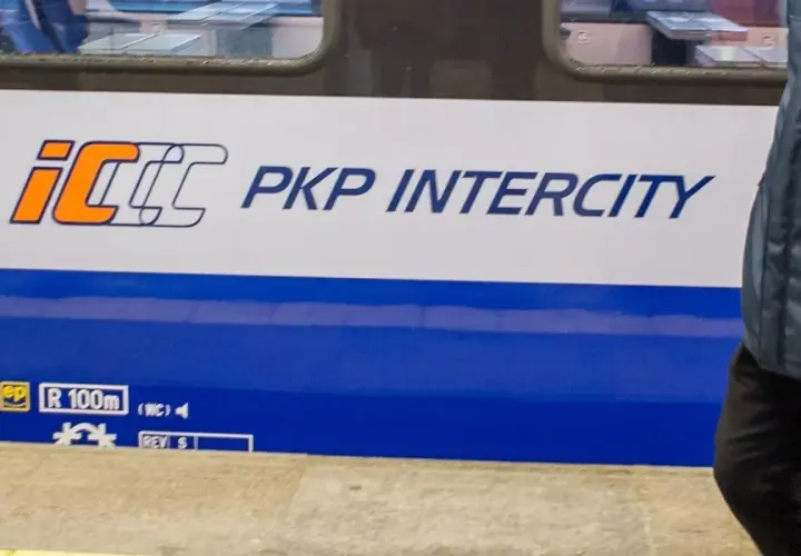 Czy można kupić bilet intercity w pociągu? Sprawdź zasady i kary