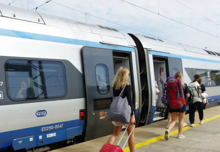 Czy można kupić bilet intercity w kasie? Sprawdź możliwości i lokalizacje
