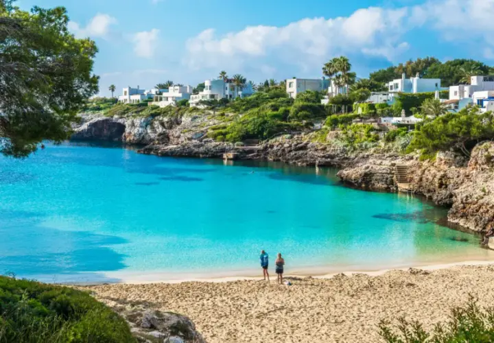 Cala d'Or atrakcje - odkryj ukryte skarby tej malowniczej wioski