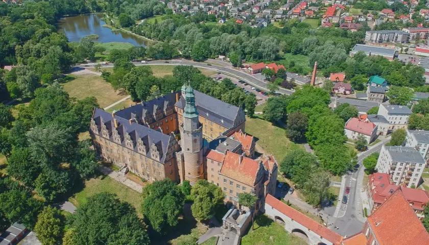 Atrakcje Oleśnica: Odkryj najciekawsze miejsca, które musisz zobaczyć