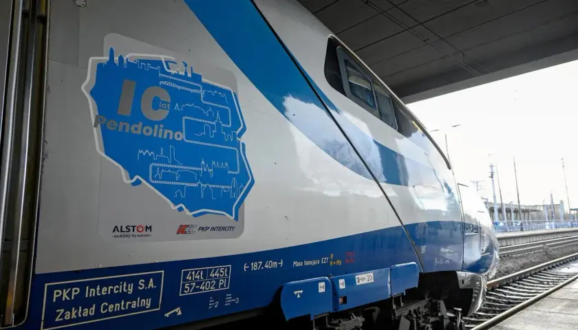 Pendolino PKP Intercity świętuje 10 lat. Zastanawiasz się, ile kosztuje bilet na Pendolino? Sprawdź ceny na stronie przewoźnika.