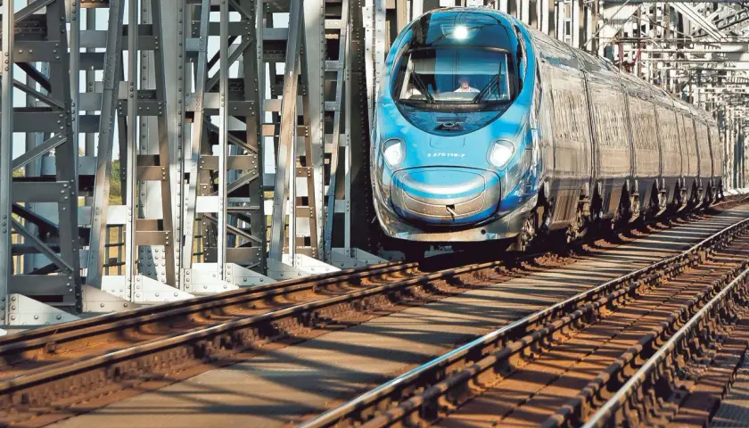 Ile zarabia konduktor Intercity? Zaskakujące fakty o wynagrodzeniach