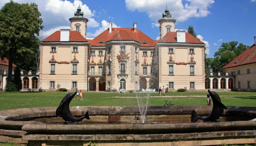 Otwock atrakcje, które zaskoczą i zachwycą każdego turystę