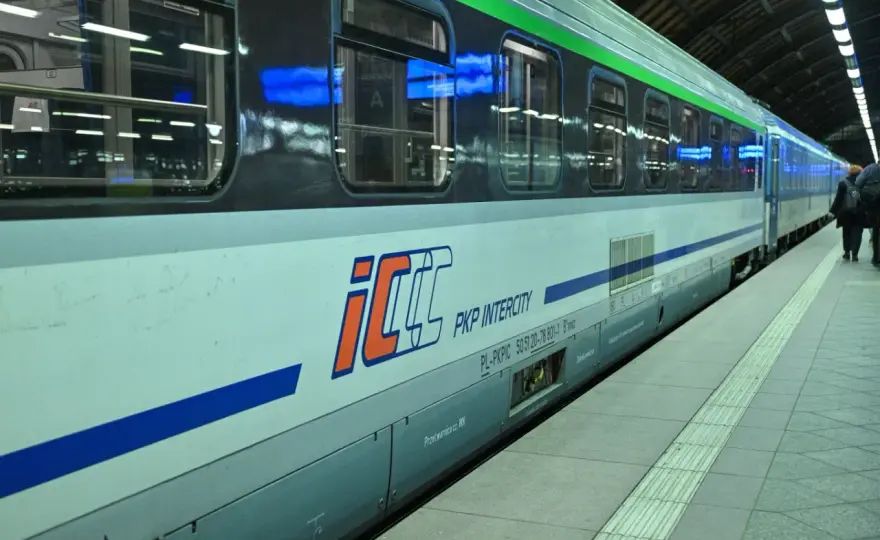 Jak połączyć się z Wi-Fi w Intercity? Instrukcja i rozwiązania problemów