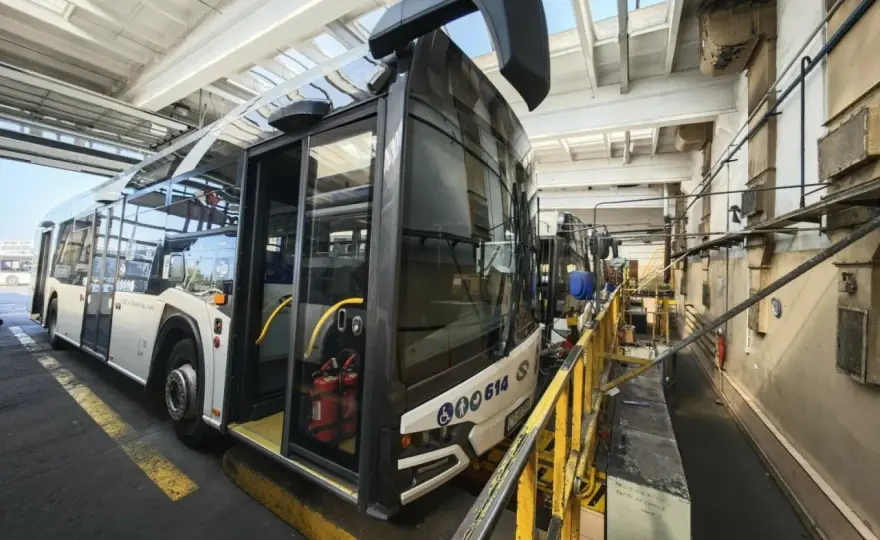 Zajezdnia autobusowa MZK: kulisy działania i nowoczesne rozwiązania