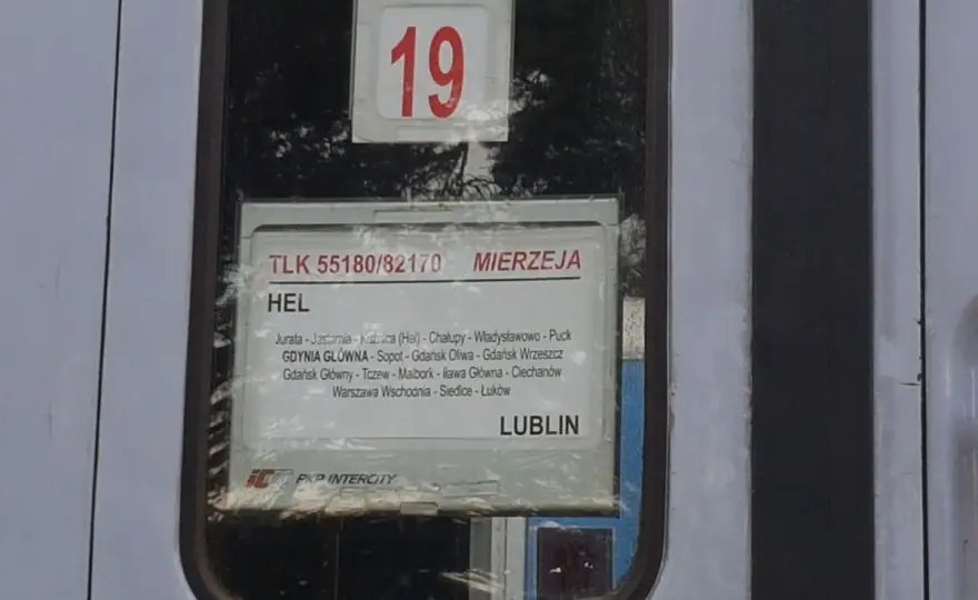 Gdzie jest numer pociągu na bilecie? Szybki przewodnik