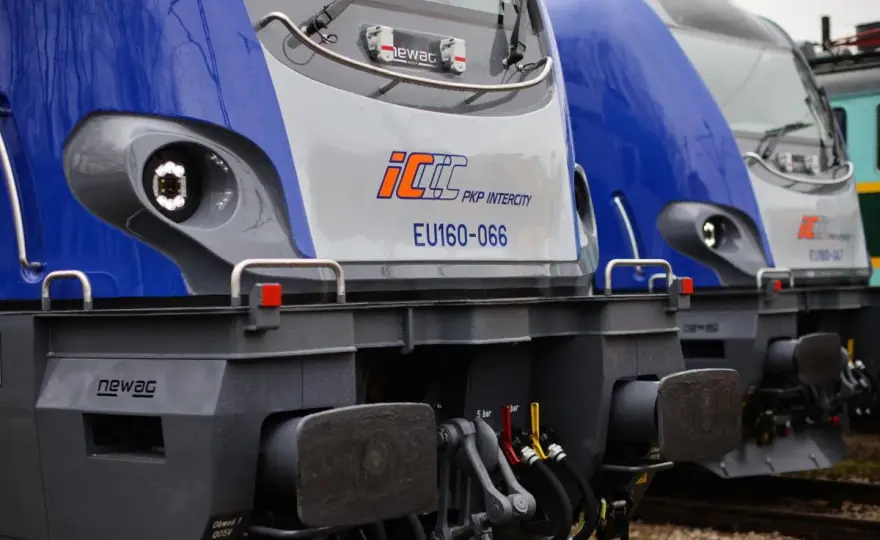 Z jaką prędkością jedzie pociąg InterCity? Zaskakujące fakty o trasach