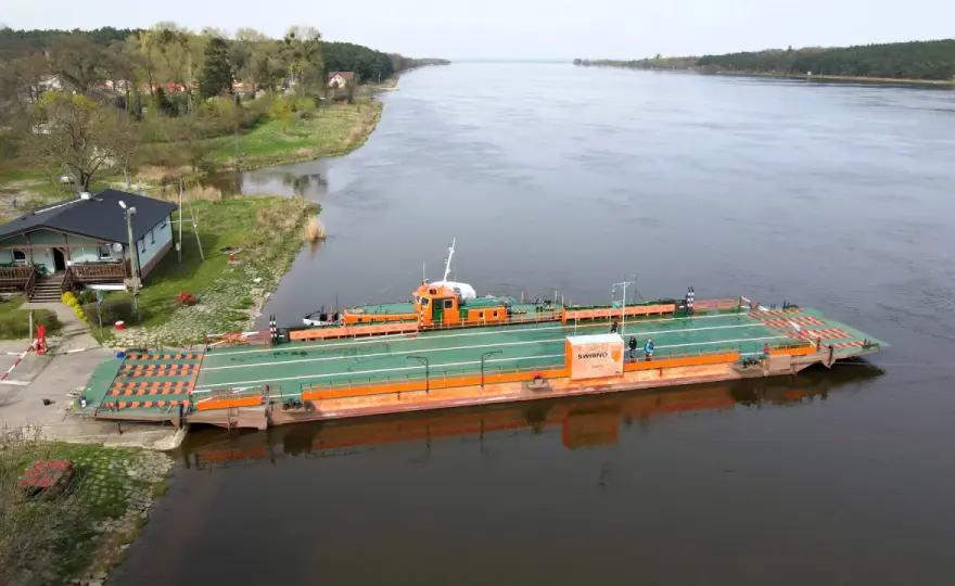 Prom Mikoszewo-Świbno: Cennik, Rozkład, Informacje 2026