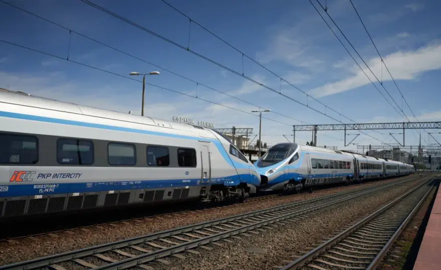 Jak rozpoznać Pendolino ED250? Oznaczenia i numery składów