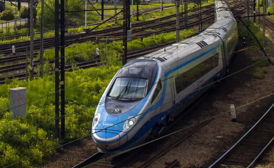Gdzie kupić bilet na Pendolino? Poznaj najlepsze opcje zakupu